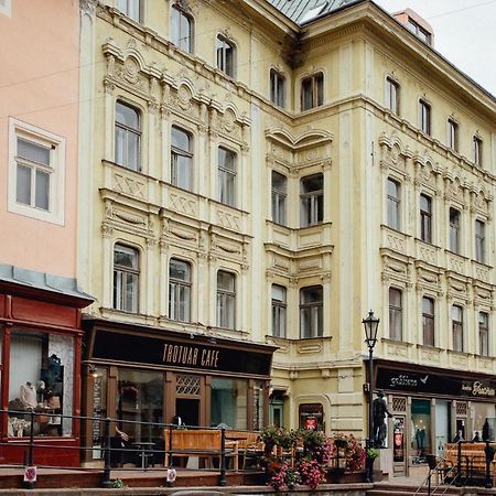 Boutique Apartments Banská Štiavnica Buitenkant foto