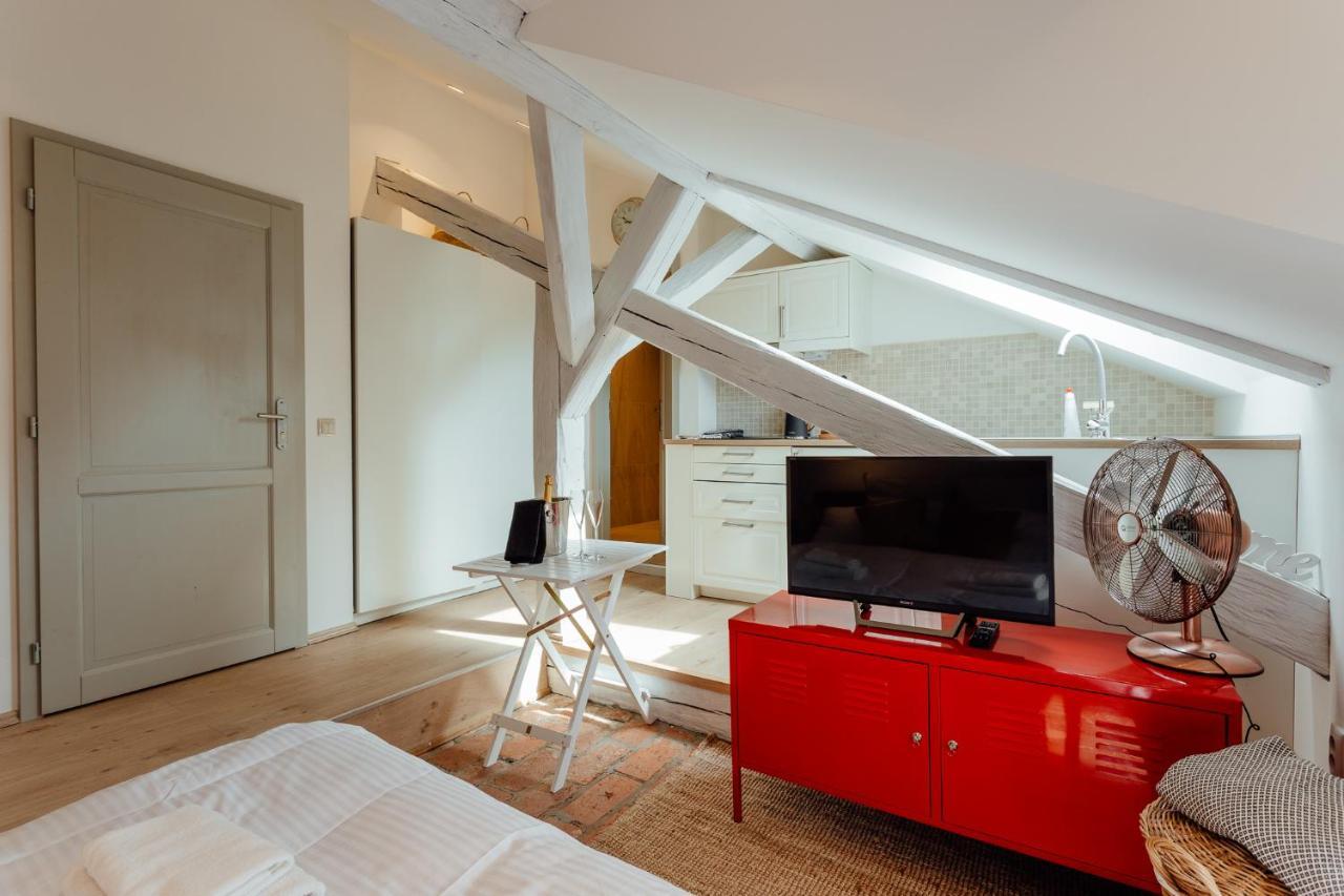Boutique Apartments Banská Štiavnica Buitenkant foto