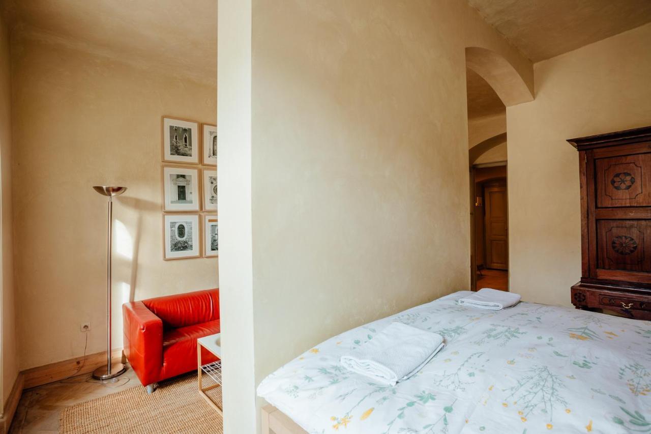 Boutique Apartments Banská Štiavnica Buitenkant foto